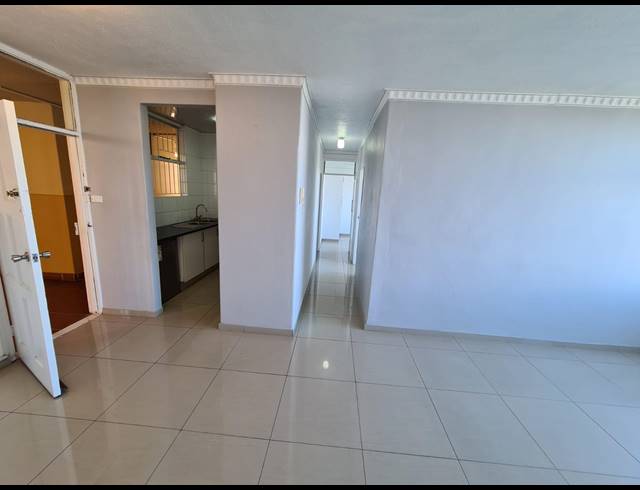 2 BEDROOM FLAT RENTED IN MORNINGSIDE